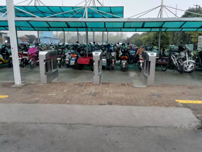 ����ͨ���oˢ�[�lЧ��