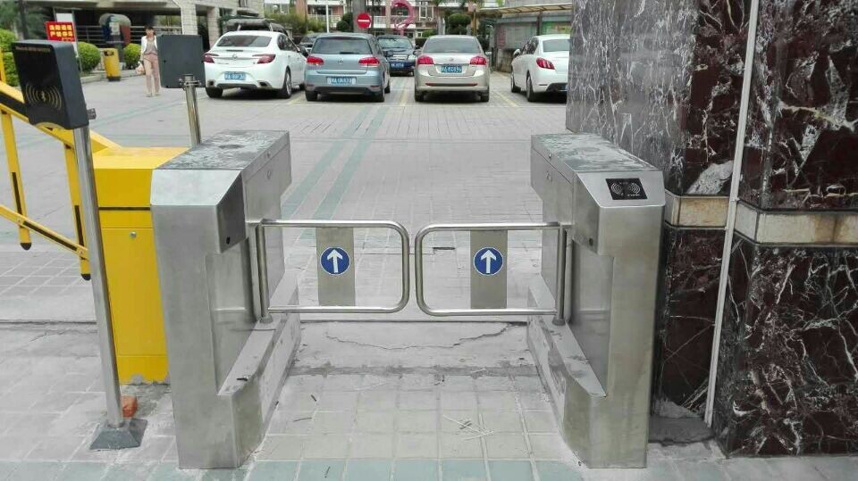 ����܊�^(q��)�ɲ��ǟoˢ�[�l����